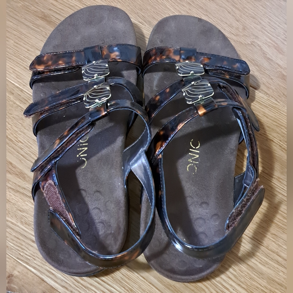 Vionic Amber Sandal Tortoise Pattern US 7 EUR 38 - image 7